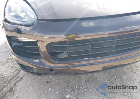 2017 Porsche Cayenne Platinum Edition z USA, uszkodzony, nr VIN WP1AA2A22HKA82308